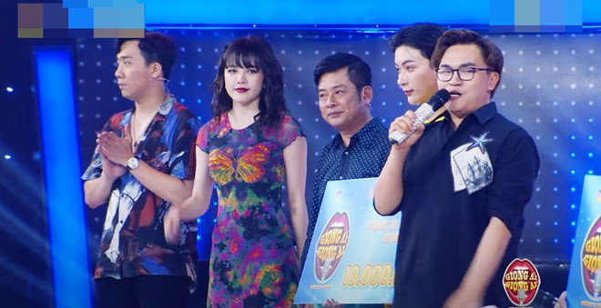 Bạn gái Sơn Tùng được khen với màn amp;#34;bẻ láiamp;#34; khéo khi Trường Giang nhắc tới người thương - 15