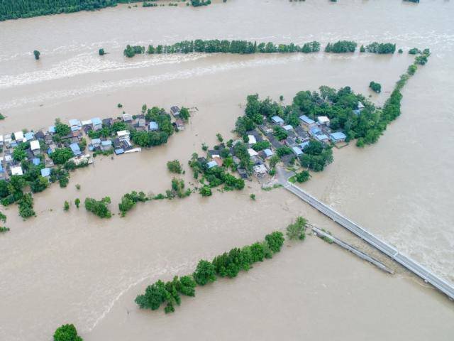 Nguy cơ đỉnh lũ phá kỷ lục tràn xuống Tam Hiệp, một tỉnh ở TQ phản ứng chưa từng có