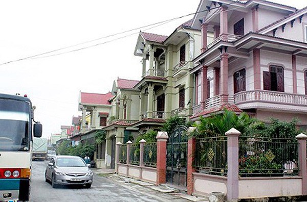 4 làng biệt thự xa hoa không tưởng ở Việt Nam: Bán thịt lợn, bán đồng nát thành đại gia - 10