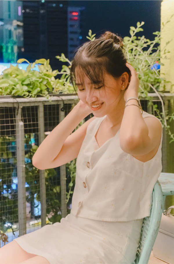 Hot girl xứ quýt thi Hoa hậu Việt Nam, sở hữu vẻ đẹp nhân ái với tà áo dài trắng - 10