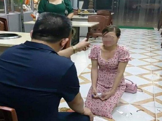 Tin tức 24h: Bắt khách quỳ lạy xin lỗi vì chê đồ ăn, chủ quán nướng tiết lộ bất ngờ