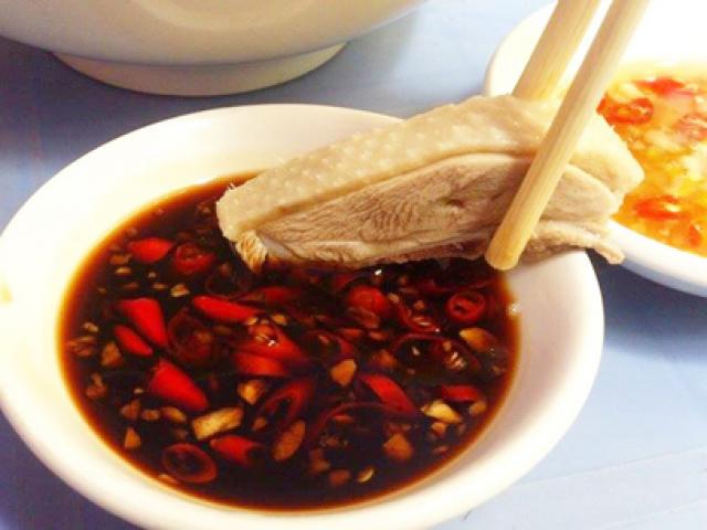 Làm vịt nướng, vịt luộc, vịt quay mà không có nước chấm ngon thế này thì quả thật phí sức