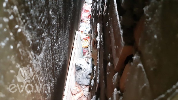 Vụ bé sơ sinh bị bỏ giữa khe tường: amp;#34;Nghe âm thanh lạ như tiếng mèo kêu từ 3h sángamp;#34; - 6