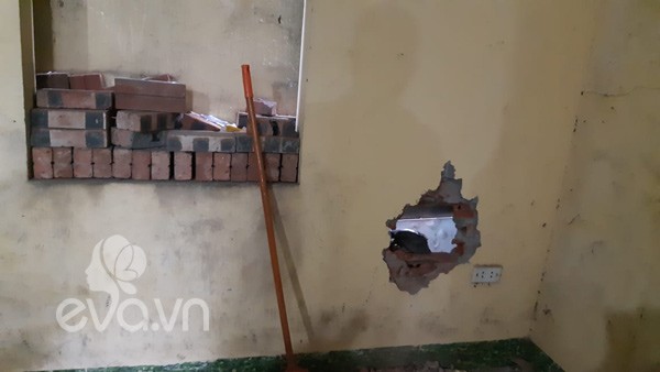 Vụ bé sơ sinh bị bỏ giữa khe tường: amp;#34;Nghe âm thanh lạ như tiếng mèo kêu từ 3h sángamp;#34; - 4