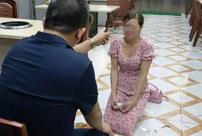 Tin tức 24h: Bất ngờ chân dung chủ quán nướng bắt cô gái quỳ xin lỗi vì chê đồ ăn - 1