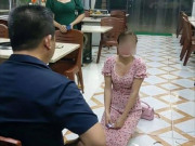 Tin tức - Cô gái bị chủ quán bắt quỳ gối xin lỗi ở Bắc Ninh phải vào viện sau vụ việc