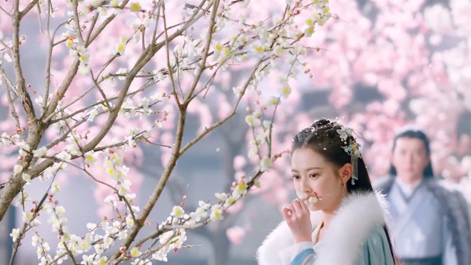 Một mình “cân” 2 vai, người đẹp Hương Mật Tựa Khói Sương gây chú ý vì nhan sắc đỉnh cao - 3