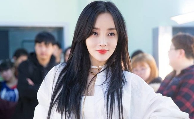 Nhan sắc của tiểu Hoa đán bị chồng bỏ: Khoe mặt mộc già đi hẳn 10 tuổi - 5