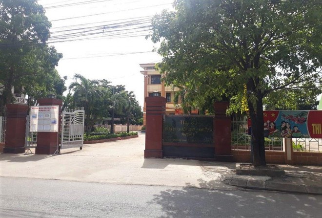 Tin tức 24h: Bất ngờ chân dung chủ quán nướng bắt cô gái quỳ xin lỗi vì chê đồ ăn - 6