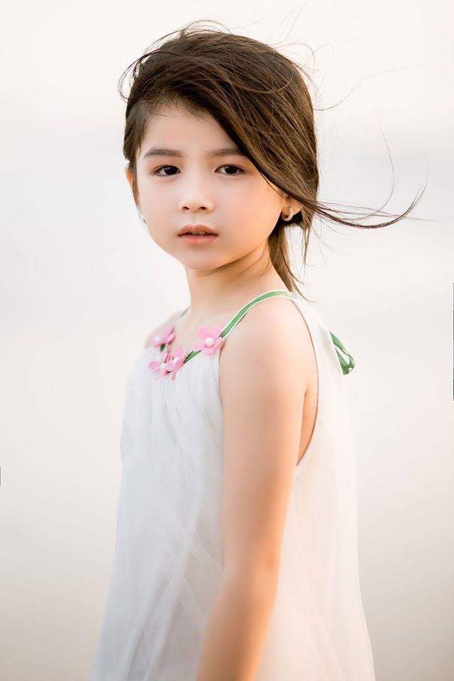 amp;#34;Con gái Trấn Thành” nhan sắc cực phẩm, 7 tuổi mua đất Bảo Lộc, làm sinh nhật hoành tráng - 1
