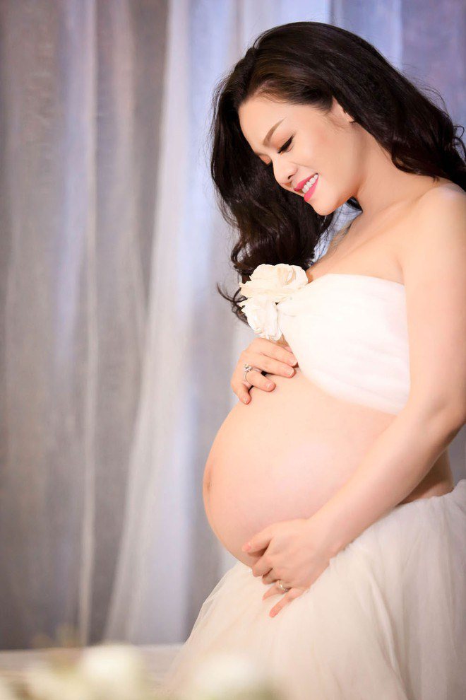 Nhật Kim Anh thai nghén khó nhọc, sinh bé 4,1kg ngất liên tục, giờ chật vật giành quyền nuôi con - 4