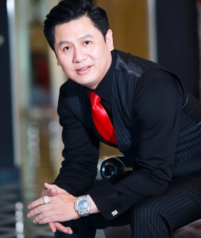 Chân dung đại gia là bố đơn thân, từng có tin đồn với Hoa hậu Phạm Hương - 1