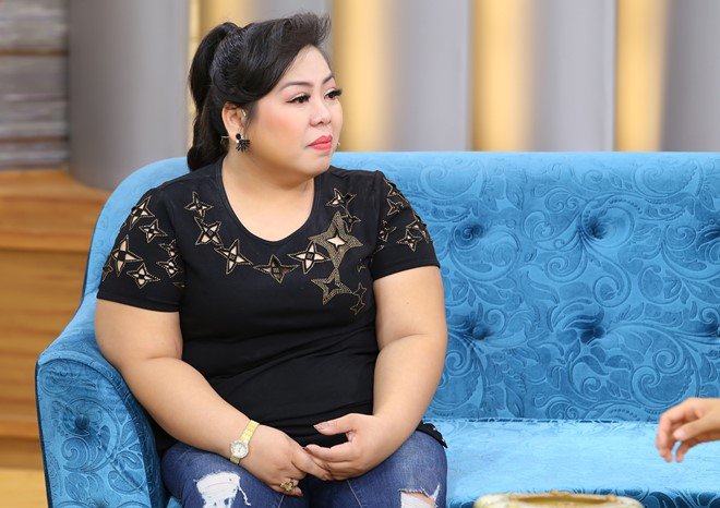 Ốc Thanh Vân đau lòng vì người chồng bế vợ amp;#34;Hoa khôi bơi lộiamp;#34; suốt 15 năm - 9