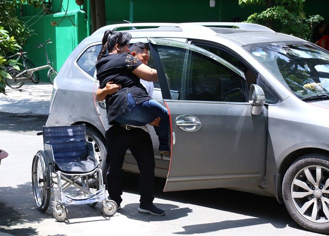 Ốc Thanh Vân đau lòng vì người chồng bế vợ amp;#34;Hoa khôi bơi lộiamp;#34; suốt 15 năm - 8