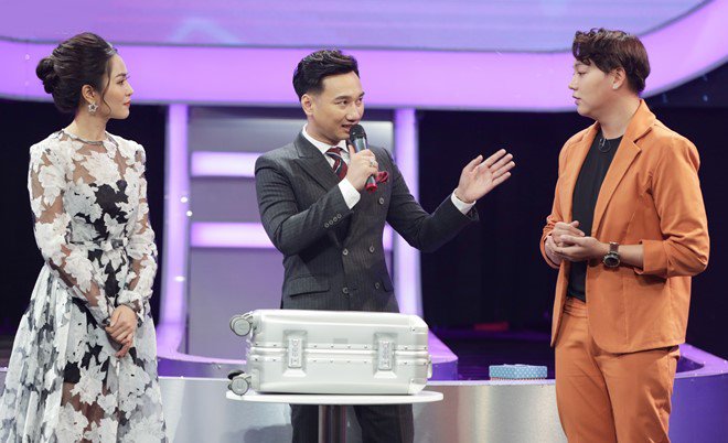 Đạo diễn Lê Hoàng: amp;#34;Hari Won lấy chồng ngon và đang ngồi trên ngai vàng mà phánamp;#34; - 11