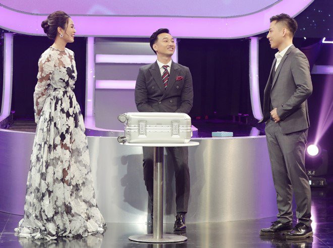 Đạo diễn Lê Hoàng: amp;#34;Hari Won lấy chồng ngon và đang ngồi trên ngai vàng mà phánamp;#34; - 14