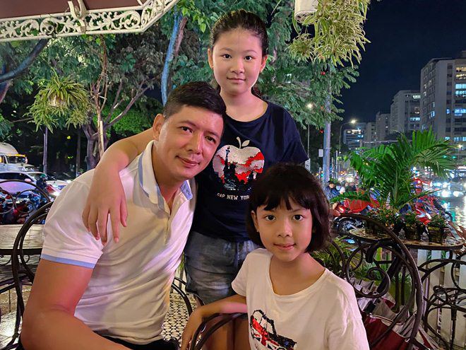 Sao Việt 24h: Vợ Bình Minh amp;#34;mếu dởamp;#34; vì bà vú toàn dặn dò ông xã chứ không phải mình - 1