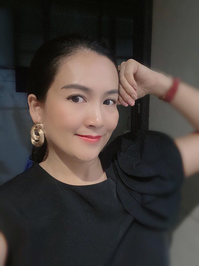 Sao Việt 24h: Vợ Bình Minh amp;#34;mếu dởamp;#34; vì bà vú toàn dặn dò ông xã chứ không phải mình - 6