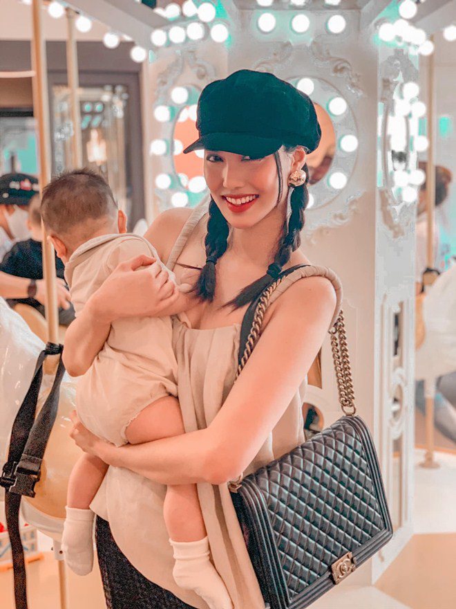 Sao Việt 24h: Vợ Bình Minh amp;#34;mếu dởamp;#34; vì bà vú toàn dặn dò ông xã chứ không phải mình - 15