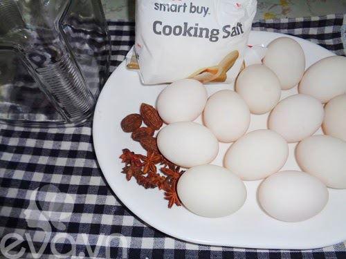 Cách làm trứng vịt muối ngon tại nhà đơn giản mà không tanh - 1