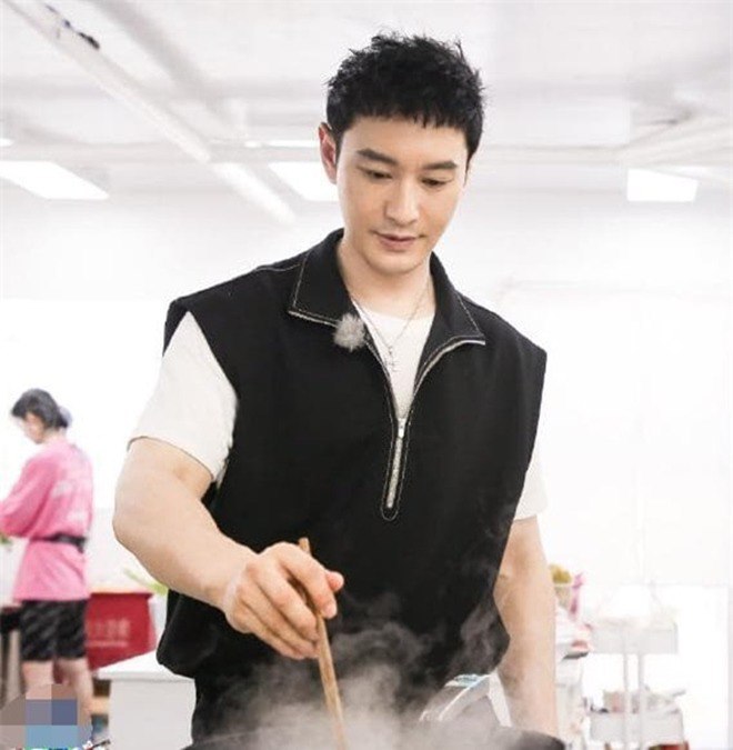 Ngôi sao 24/7: Thực hư amp;#34;Thiên hậuamp;#34; Vương Phi đã bí mật sinh con gái cho Tạ Đình Phong - 9