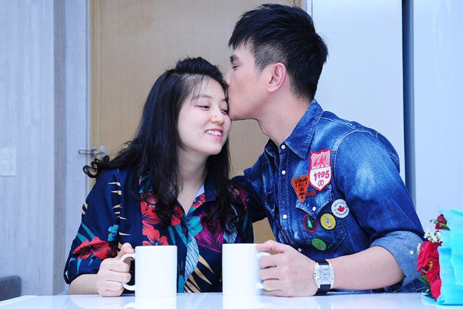 Vợ xinh của amp;#34;Vua nhạc miền Tâyamp;#34; cho biết chồng nóng tính, cộc cằn, chuyên trốn trông con - 4