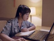 Clip Eva - Cô gái chia sẻ kinh nghiệm đi du lịch... qua mạng