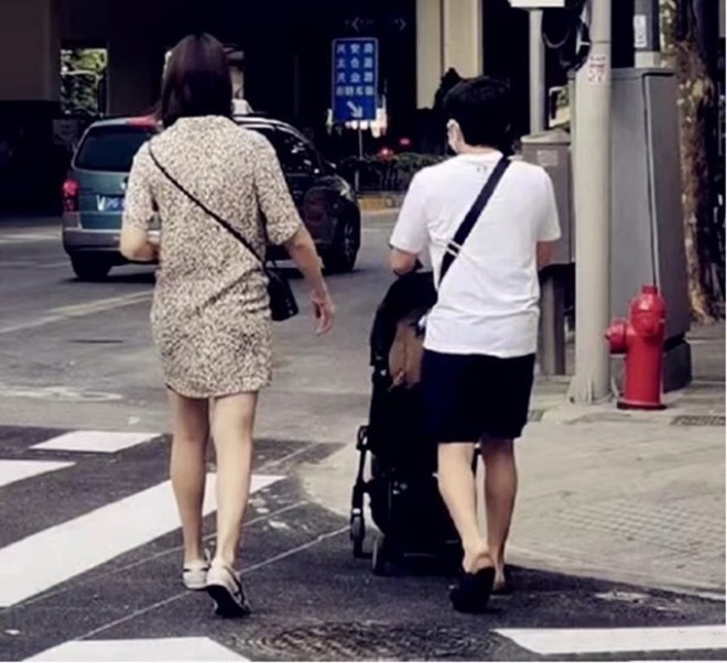 Đi bên vợ hoa hậu, amp;#34;chú lùn TVBamp;#34; lọt thỏm, bị nhầm là giúp việc - 2