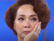 Giải trí - Lê Khanh mắt sưng húp cho biết mẹ không khoẻ, Hari Won nhớ lần mẹ ruột phát hiện u vú