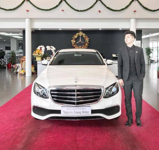 Sau ồn ào ly hôn, Trọng Hưng-Âu Hà My nổ ra cuộc chiến so gia thế amp;#34;môn đăng hộ đốiamp;#34; - 7