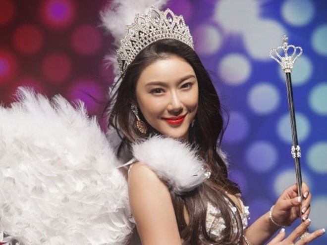 2 nàng hậu Trung Quốc: Trở thành amp;#34;tội đồamp;#34; bị cả nước ghét, sống chui lủi - 1