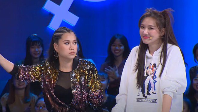 Vợ chồng Trấn Thành cùng bị chê lố: Người ngây thơ khi nhắc tới amp;#34;giường chiếuamp;#34;, kẻ vui quá trớn - 2