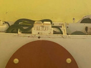 Tin tức - Bồn cầu không xả được nước, người phụ nữ hốt hoảng khi mở nắp ra kiểm tra