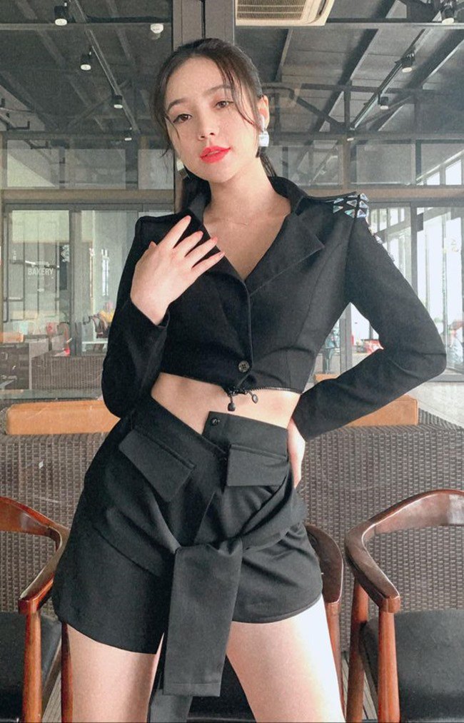 Đọ sắc top 5 nữ diễn viên ấn tượng VTV Awards 2020: U40 Hồng Diễm trẻ trung như thiếu nữ - 19