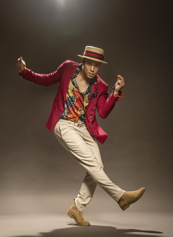 Trương Thế Vinh hé lộ hình ảnh mới bảnh bao, gây tò mò với ban nhạc mang tên amp;#34;Voi Biểnamp;#34; - 2