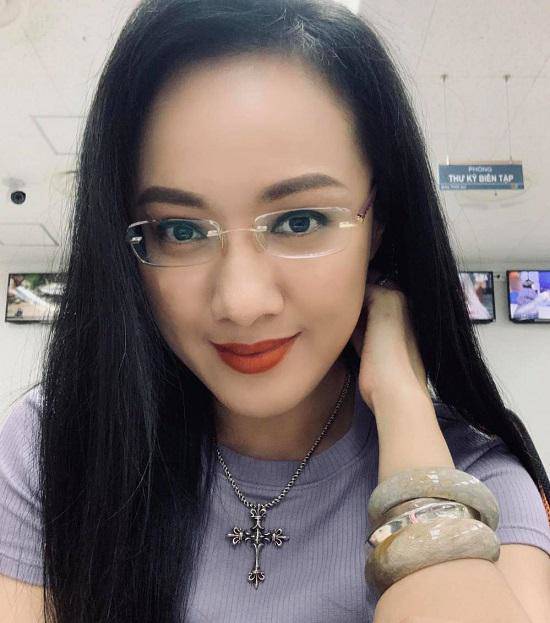 BTV đình đám Hoài Anh gây thương nhớ với nhan sắc thu hút như gái đôi mươi - 2