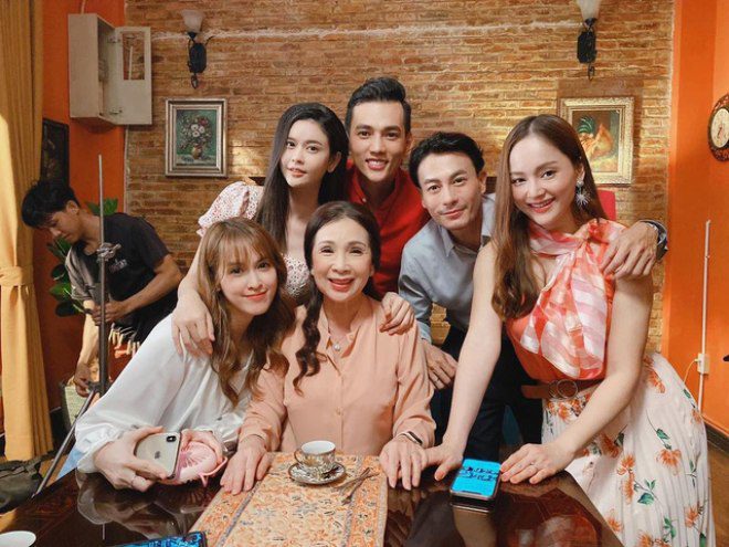 amp;#34;Bom tấnamp;#34; phim Việt cuối 2020: Hồng Diễm - Hồng Đăng cùng 2 cặp tình nhân vàng lại nối duyên - 6