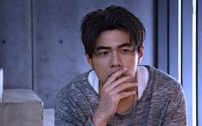 Ngôi sao 24/7: Mỹ nam Hàn như amp;#34;người khổng lồamp;#34; tại Cannes, phóng viên quốc tế khó amp;#34;dìmamp;#34; - 4