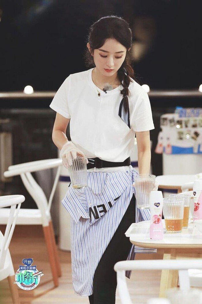 Bị chương trình amp;#34;gài bẫyamp;#34; chuyện ăn uống vô duyên, Triệu Lệ Dĩnh nổi đóa - 6