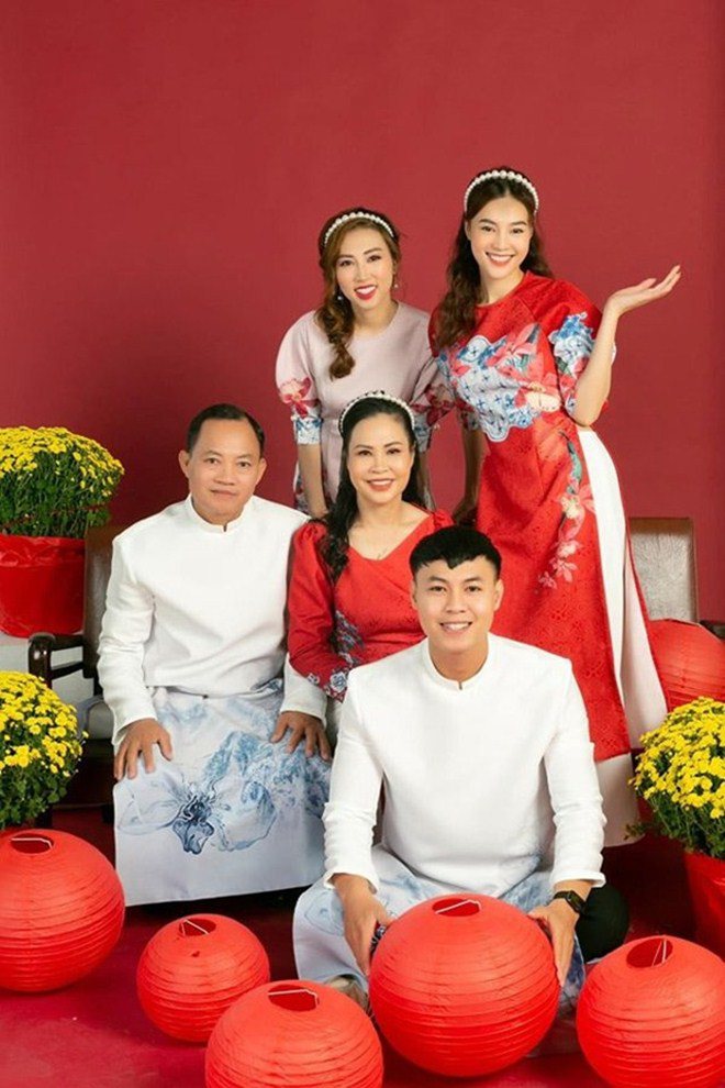 Mẹ ruột Lan Ngọc từng tưởng mang bầu con trai, ngoại hình nữ diễn viên hồi nhỏ hệt cậu bé - 4