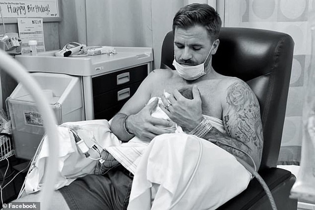 Vừa nhận nuôi 4 đứa trẻ mồ côi, vợ thông báo một tin khiến chồng rơi nước mắt - 3