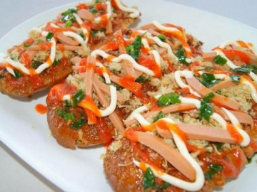 Cách làm bánh mì nướng muối ớt thơm ngon tại nhà cực đơn giản