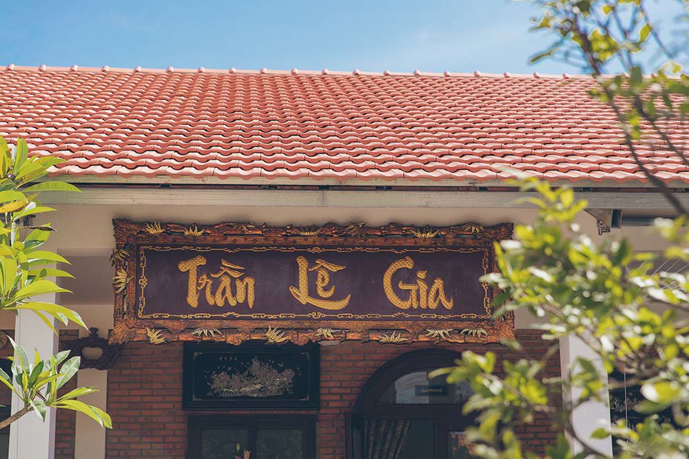 Biệt phủ nghìn m2, nhà dát vàng, du thuyền 100 tỷ: Lý Nhã Kỳ xứng danh amp;#34;kiều nữ triệu đôamp;#34; - 1