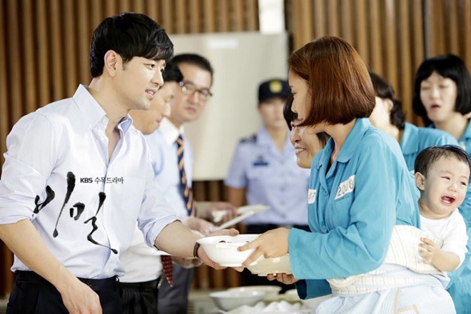 Người đẹp Gia Đình Là Số 1: Giàu, quyền lực, vẫn bị amp;#34;phim vận vào đờiamp;#34; vì lấy nhầm chồng - 7