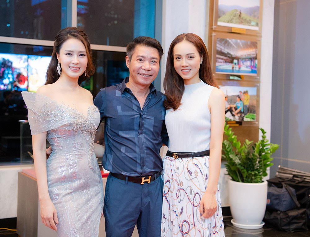 Công Lý bị nghi amp;#34;soiamp;#34; vòng 1 của nữ đồng nghiệp trẻ, bạn gái kém 15 tuổi bình luận ngay - 2