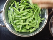 Bếp Eva - 4 loại rau ai cũng thích ăn cần chần trước khi nấu vì chứa độc tố, ít ai biết