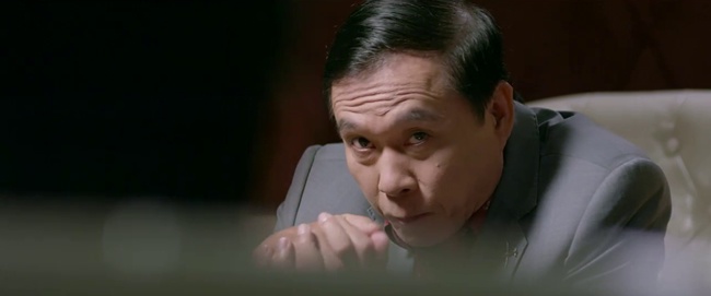 Tình Yêu Và Tham Vọng: Linh bị Phong chĩa súng vào đầu, quan trọng là thái độ của Minh - 6