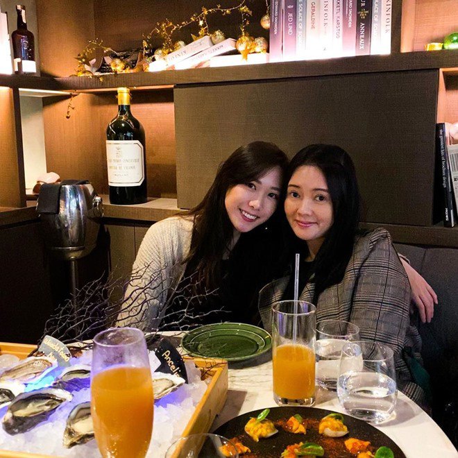 Cựu nữ thần phim 18+ bị đồng nghiệp nam sàm sỡ tái xuất màn ảnh ở tuổi 53 - 13