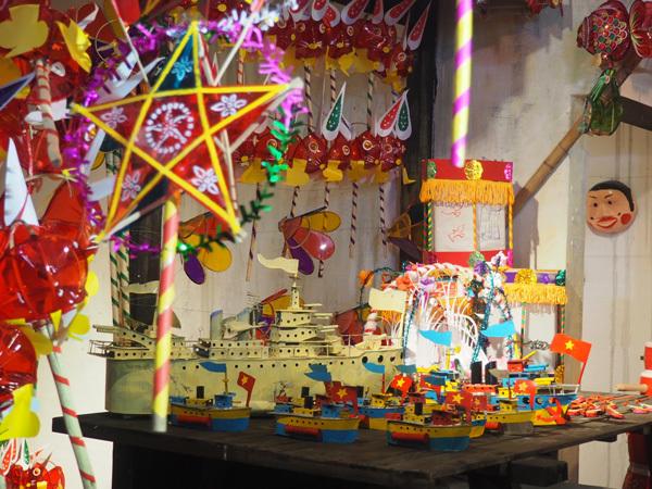 Tình cảm gia đình: Thiêng liêng hơn trong mùa Trung Thu - 1