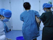 Bà bầu - Nữ sinh lớp 8 lỡ có bầu, đi siêu âm bụng sau phá thai thì "lạnh người"